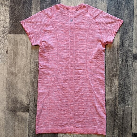 Lululemon Swiftly Tech Pink Short Sleeve Tee - Size 4 - Picture 3 of 7